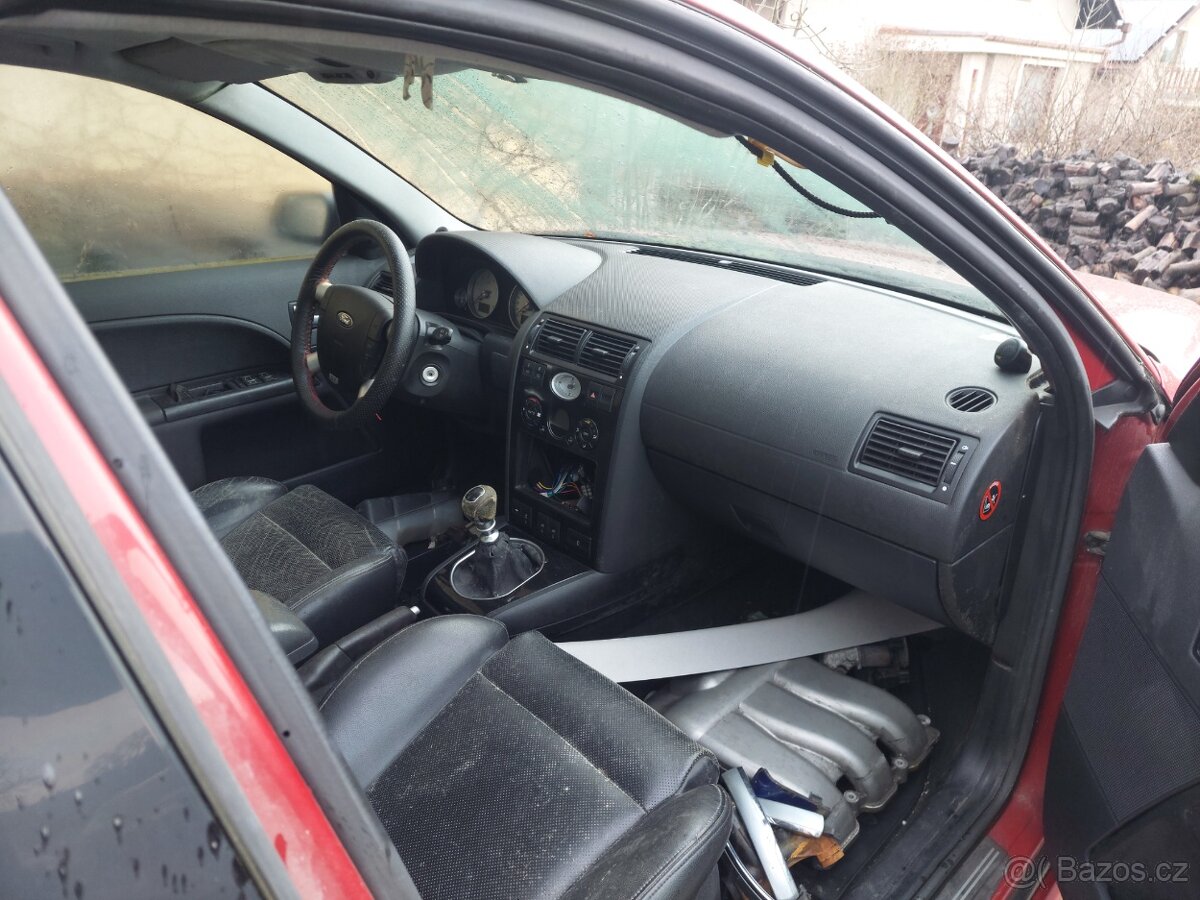 Ford mondeo st220 - 4