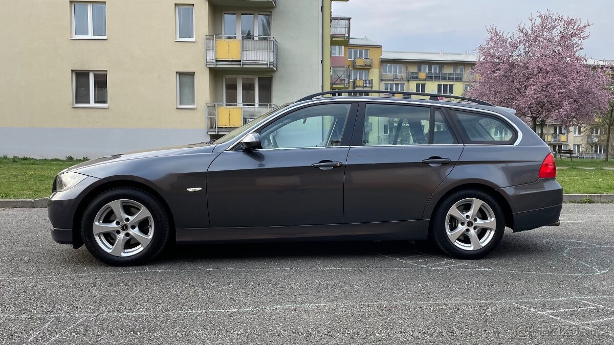 BMW E91 325i XENONY - 4