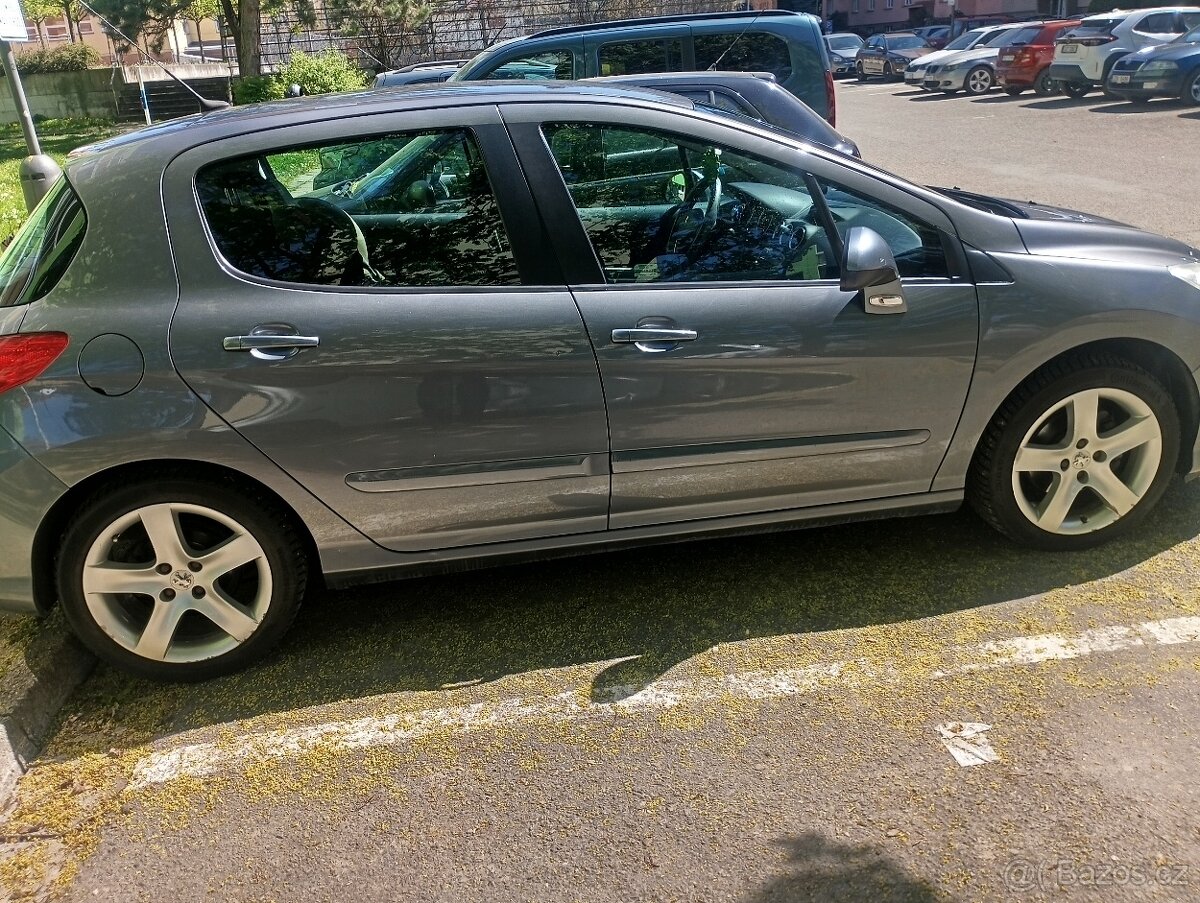 Peugeot 308 - 4