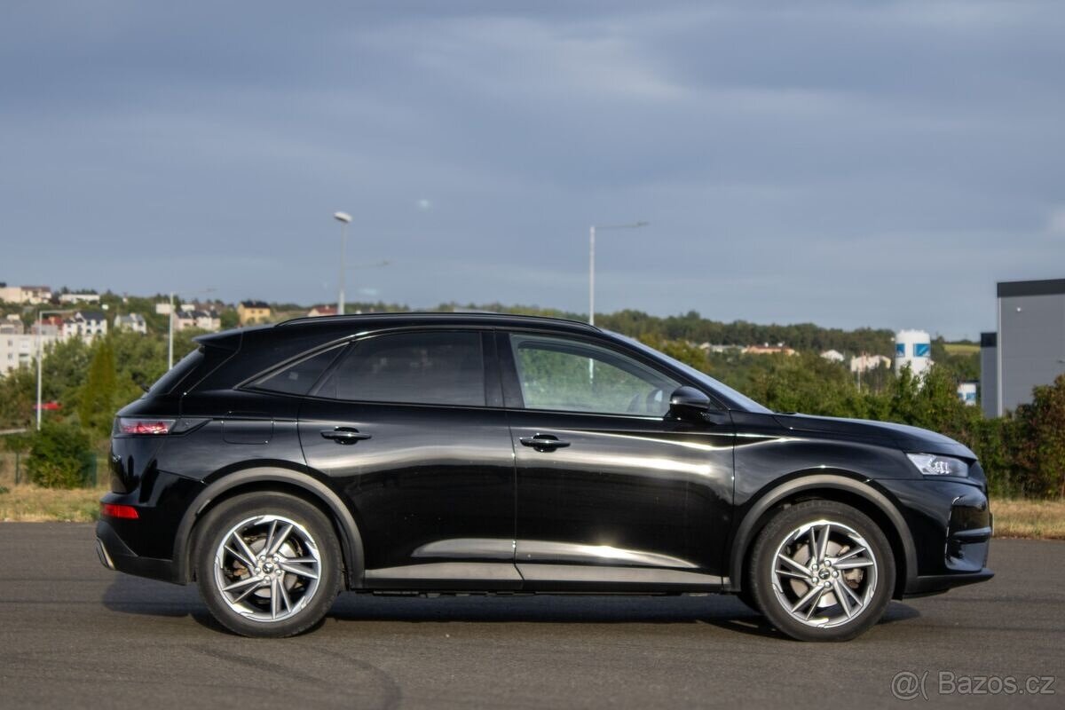 DS 7 CROSSBACK 1.6 E-tense Rivoli / 133kW / A8 / 2022 - 4
