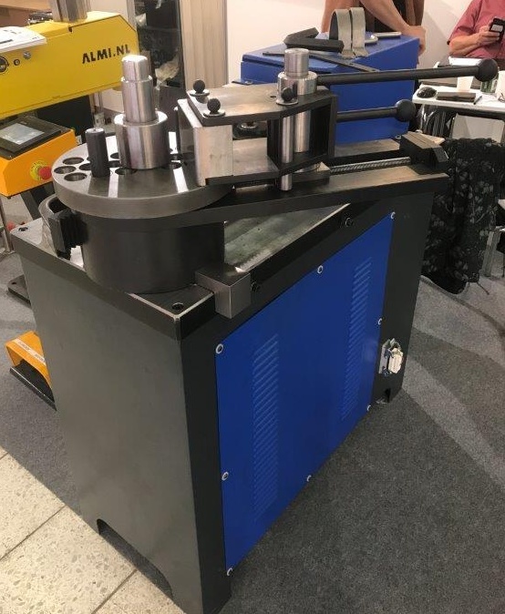 Ohýbačka trubek a profilů univerzální ZT 42-28 - 4