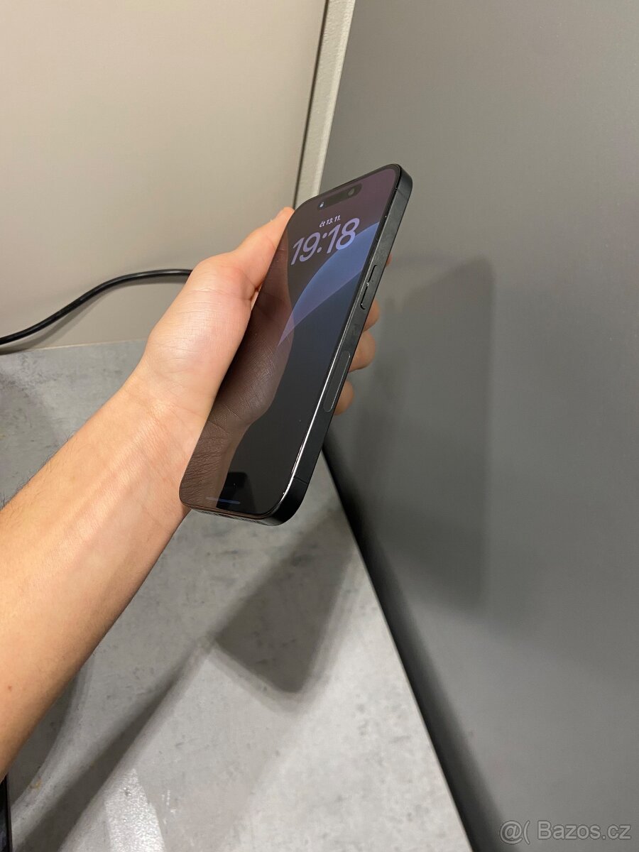 IPhone 15 pro prodám/vyměním - 4