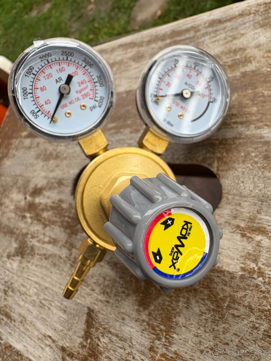 Svářečka TIG/MMA - Kowax GeniTig 210 LCD,vč.příslušenství - 4