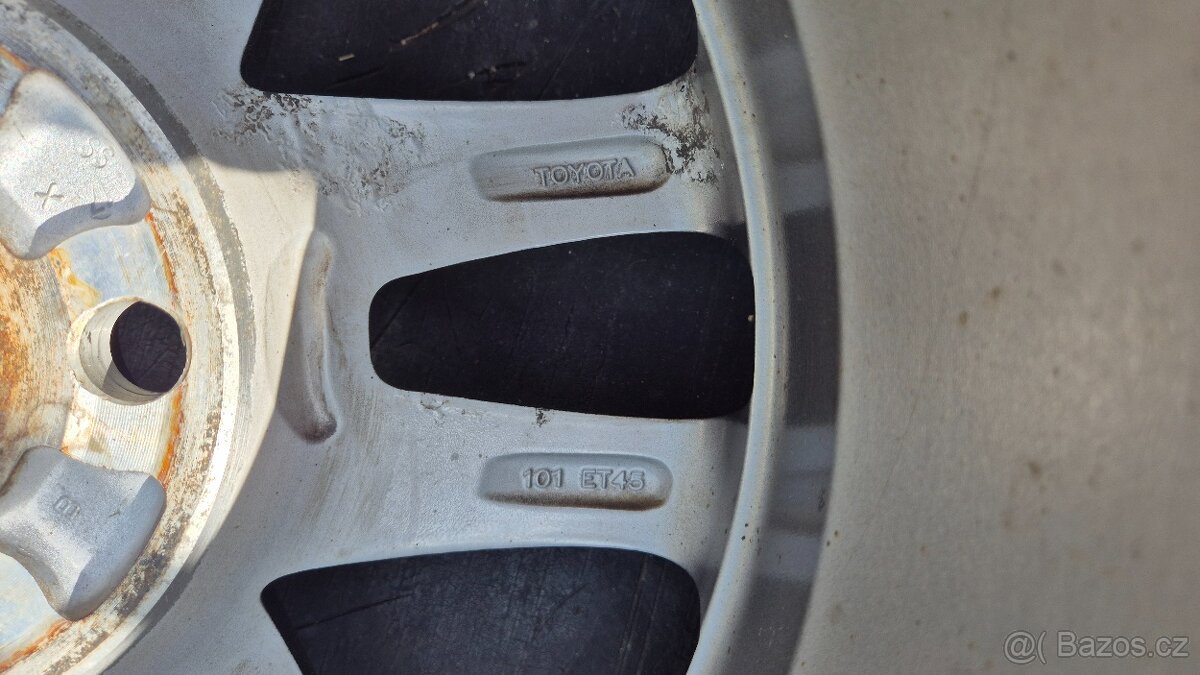 Kompletní sada zimní ALU kola R16, Toyota - 4