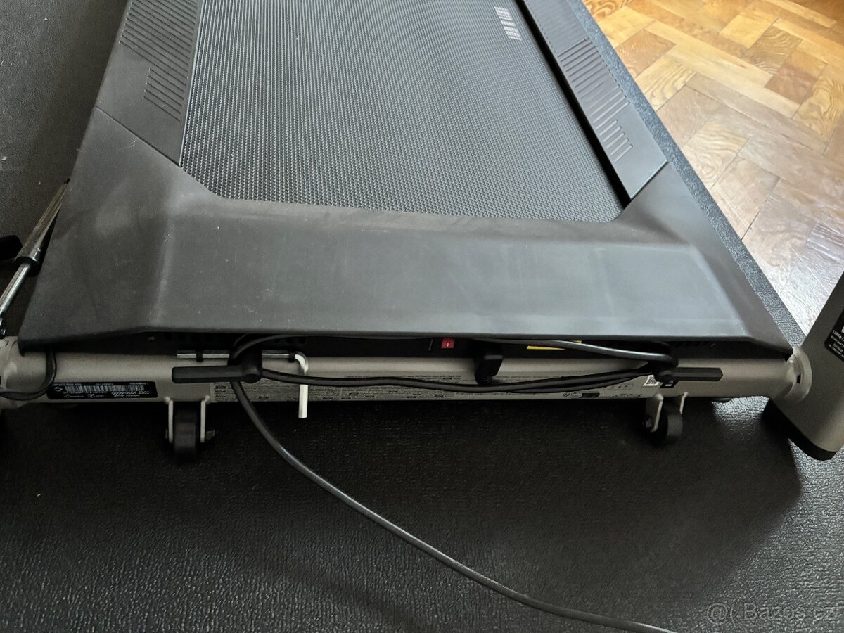 Běžecký pás s podložkou - 4