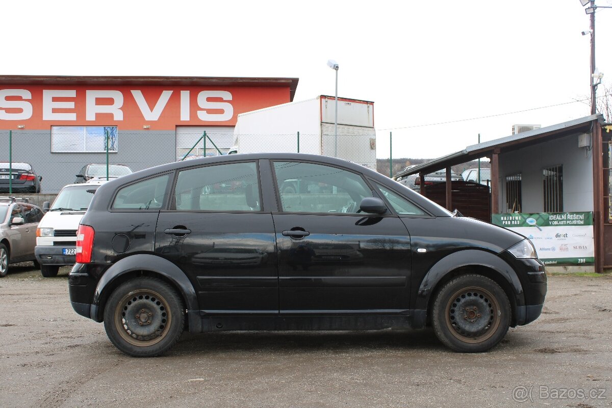 Audi A2, 1,4i 55KW, STK 5/2027, KLIMA, r.v. 2001 - 4