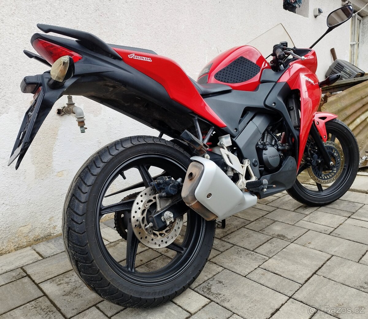 Honda cbr125r - 4