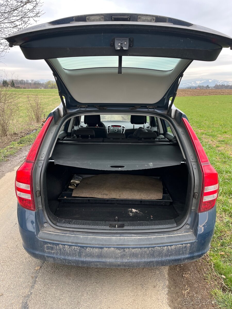 Prodám Kia ceed 1.6crdi - 4