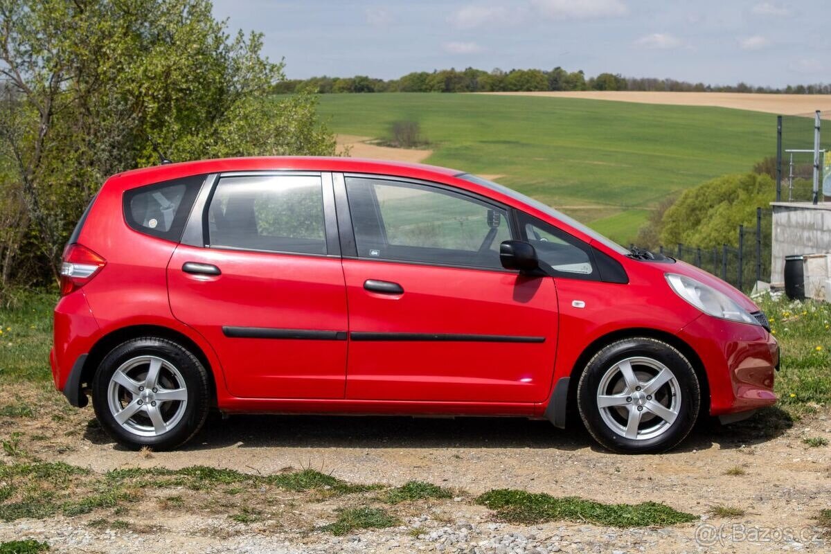 Honda Jazz 1.2 i-VTEC / 66kW / M5 / 2012 - 4