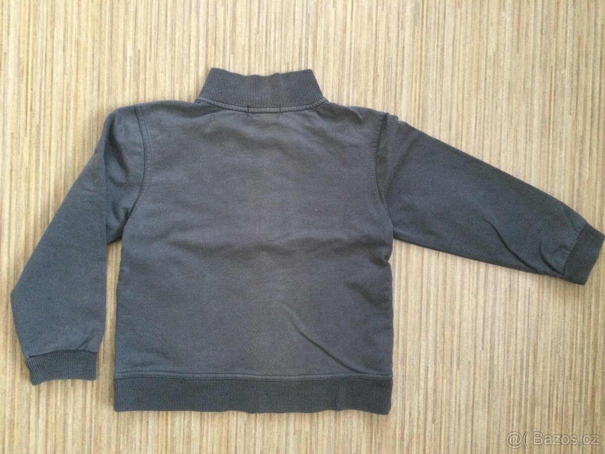 Mikiny vel. 122; 35 Kč/ks - 4
