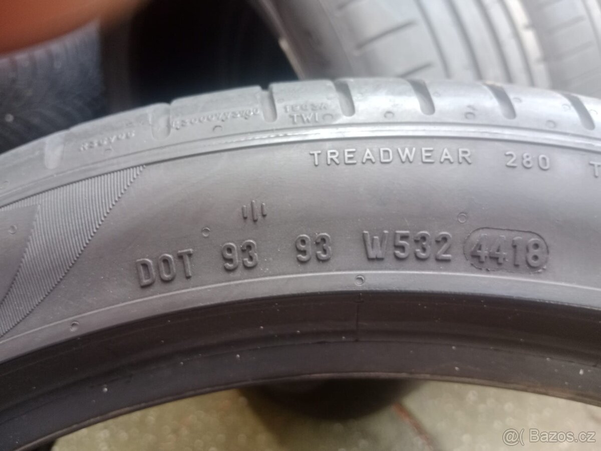 Pirelli 245/40 R19 - 4