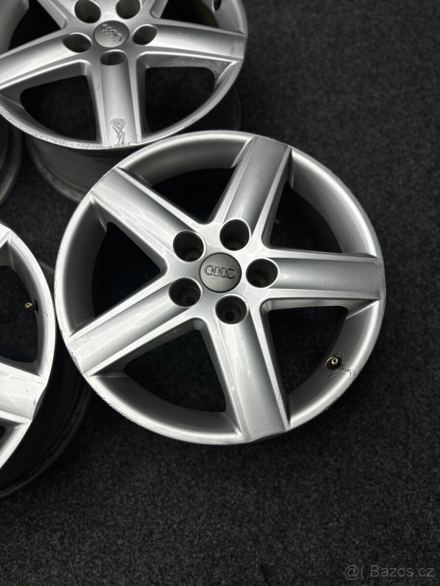 Sada alu disku Audi 5x112 17” et45 - 4