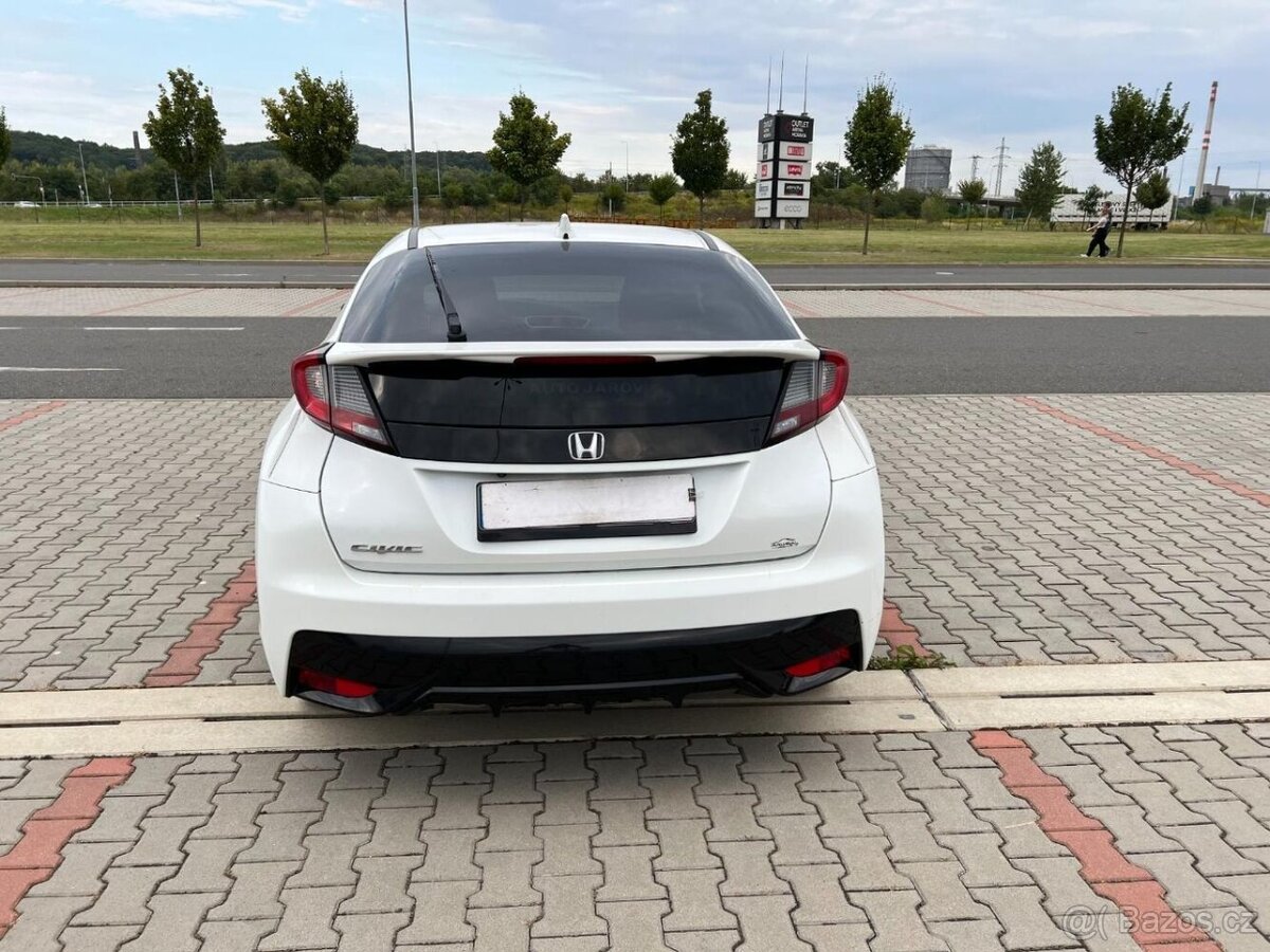Honda Civic IX facelift 1.8 i-VTEC 104kw koup. ČR - 4