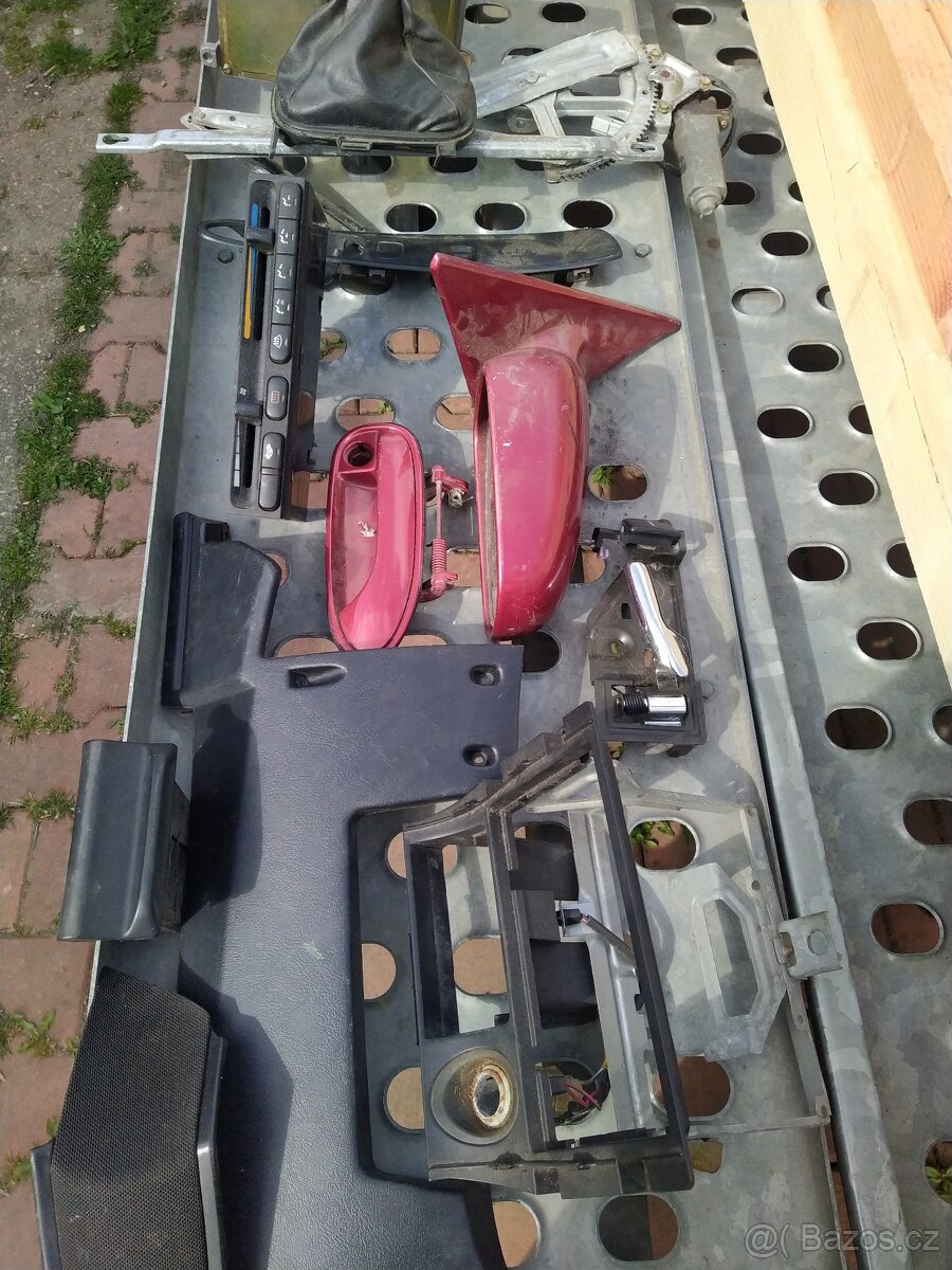 Honda PRELUDE 4G 2.0i - díly z vozu + doklady CZ - 4