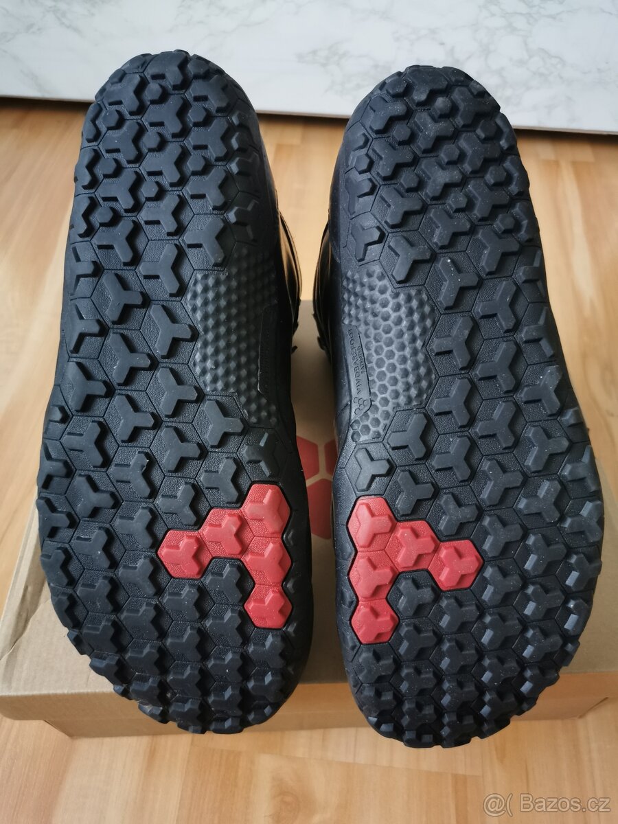 Vivobarefoot tracker FG 46 - 4