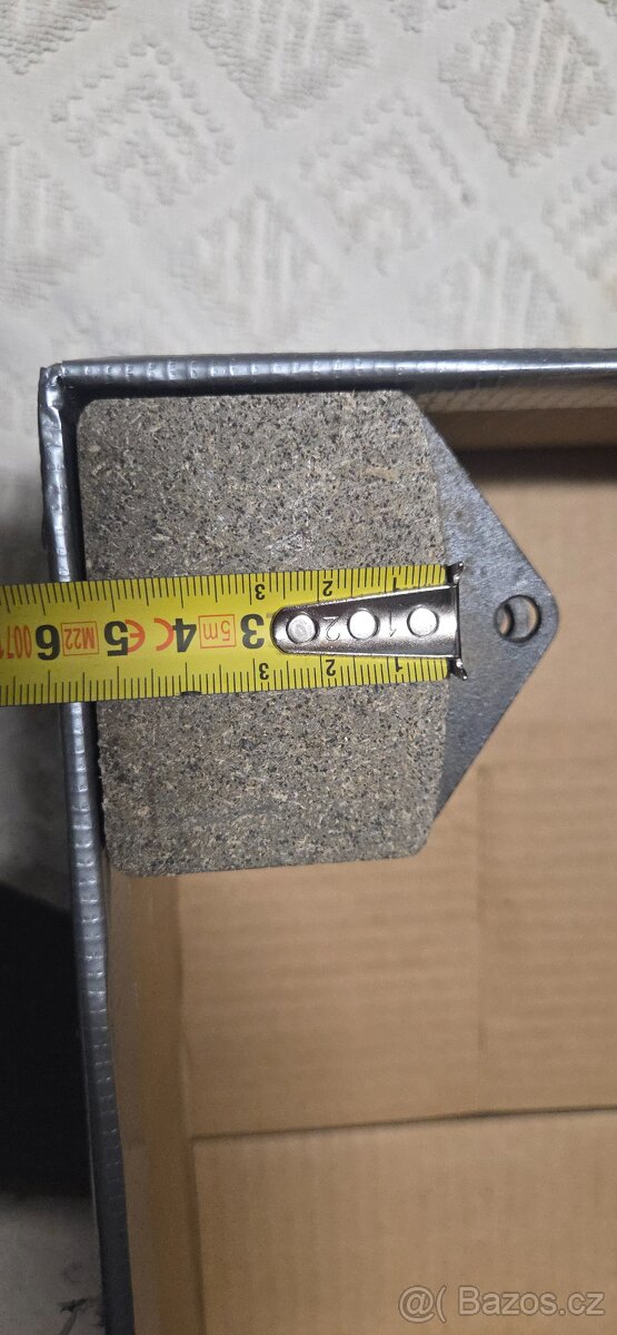 Tatra 603-nové brzdové destičky - 4