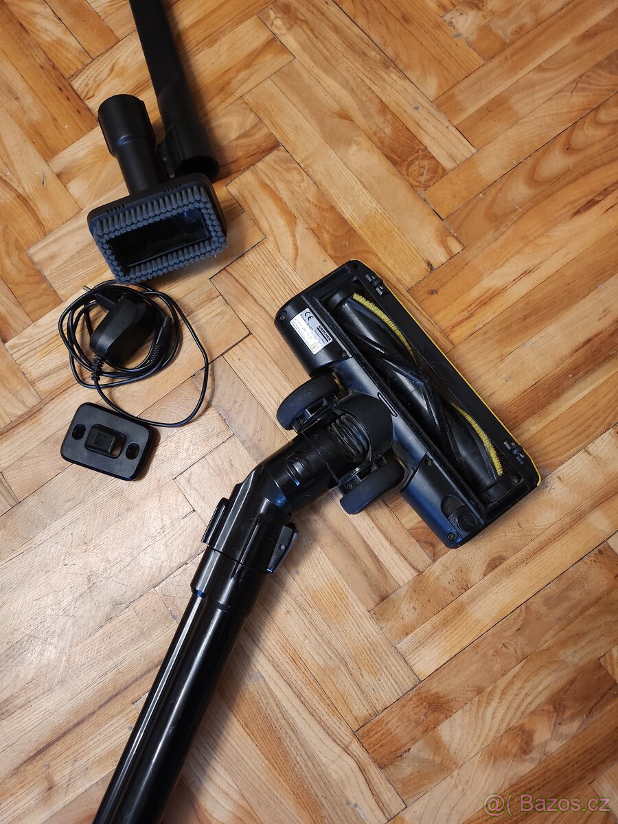 Vysavač aku Karcher - 4