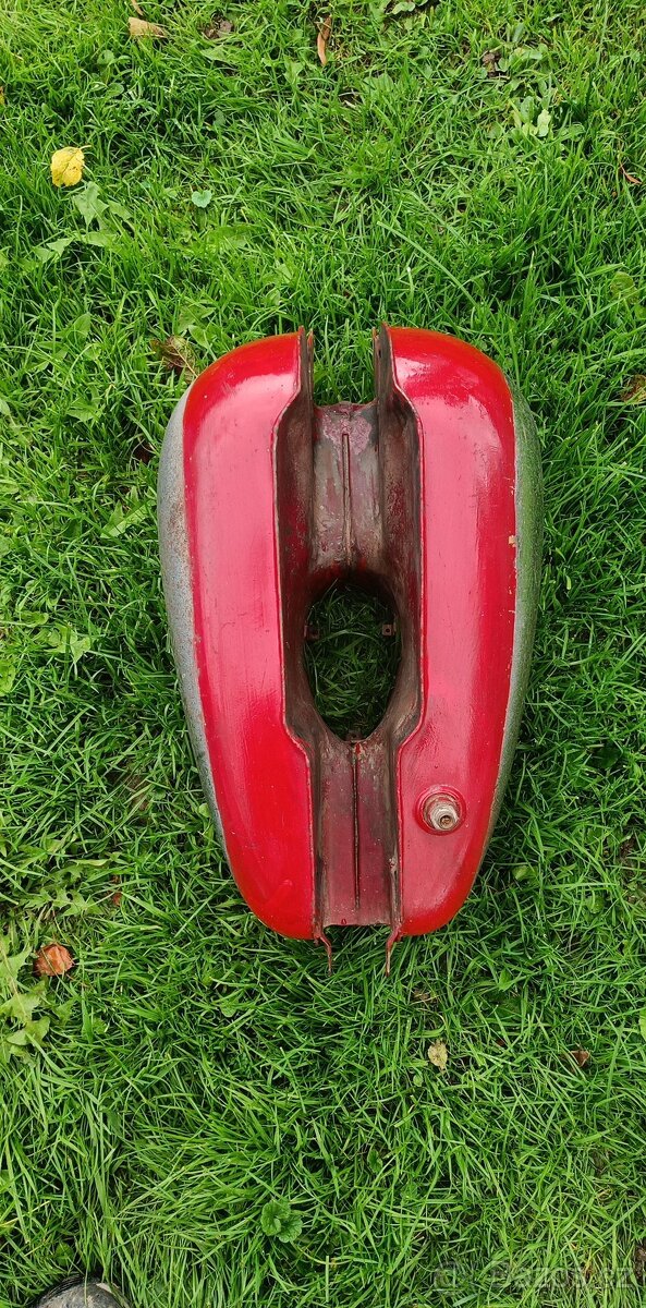 Nádrž Jawa 125/150/175 Malá Kývačka - 4