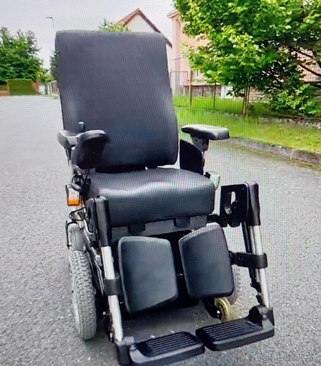 Elektrický invalidní vozík PUMA 20 - 4