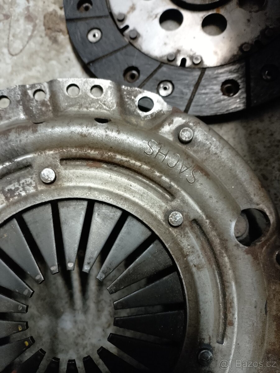 Škoda 105L 120L 125L přítlačák 190 - 4