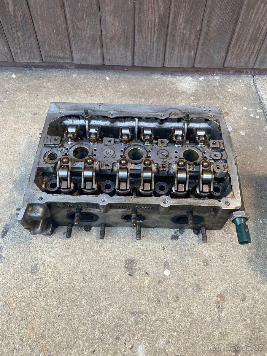 Škoda romster hlava - 4