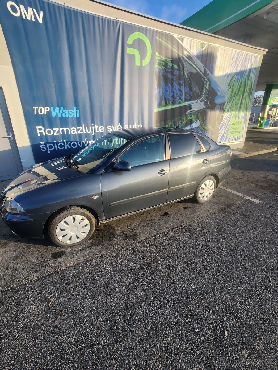 Seat Cordoba 1.4 - 4