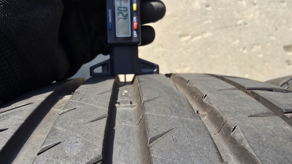 Letní pneu 225/40/18 Michelin - 4