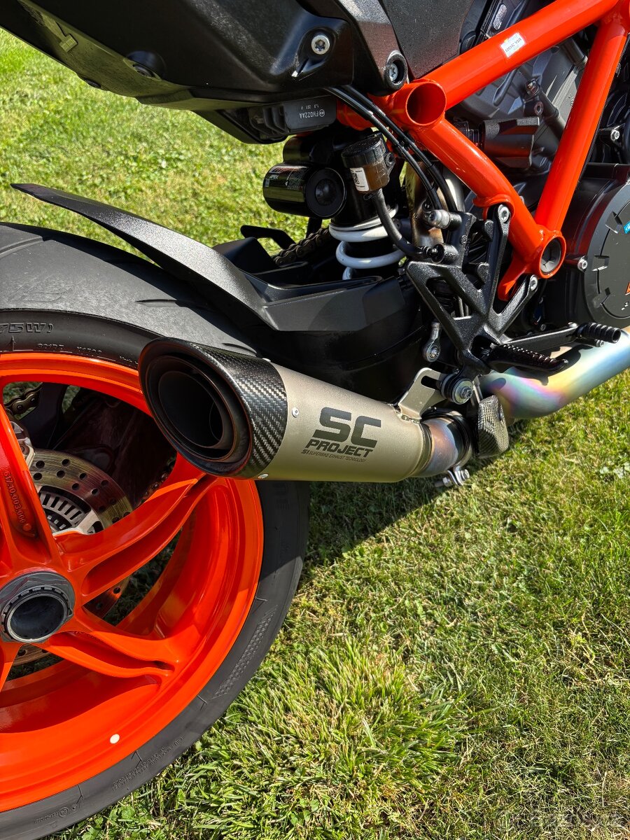 Ktm superduke 1290r - 4