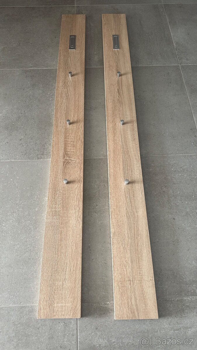 Šatní věšák / panel s výklopným háčkem, dub - 4