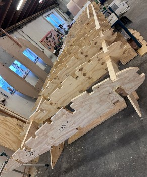 • CNC frézka 1300×2600 mm – zánovní, 200 h, včetně odsávání - 4