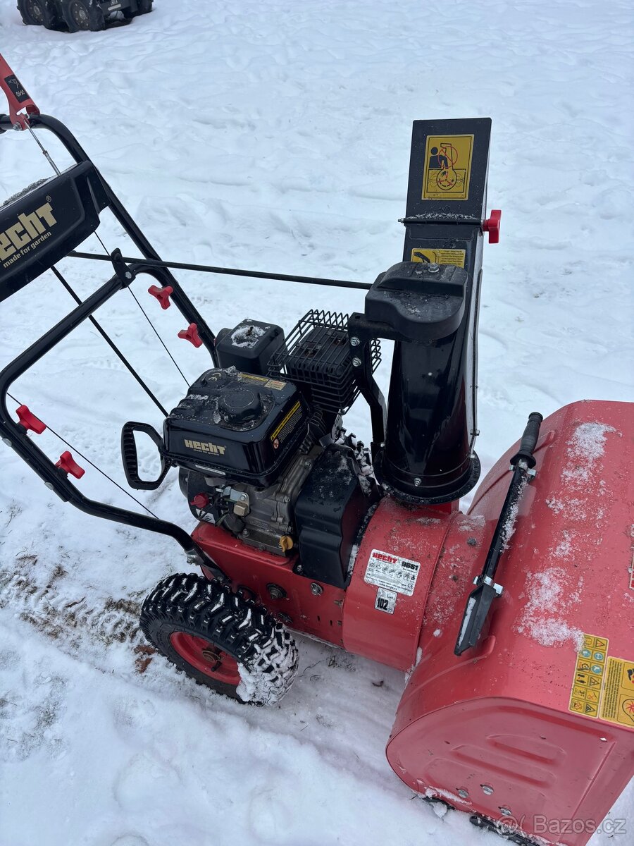 Sněhová fréza Hecht 9661 - 4