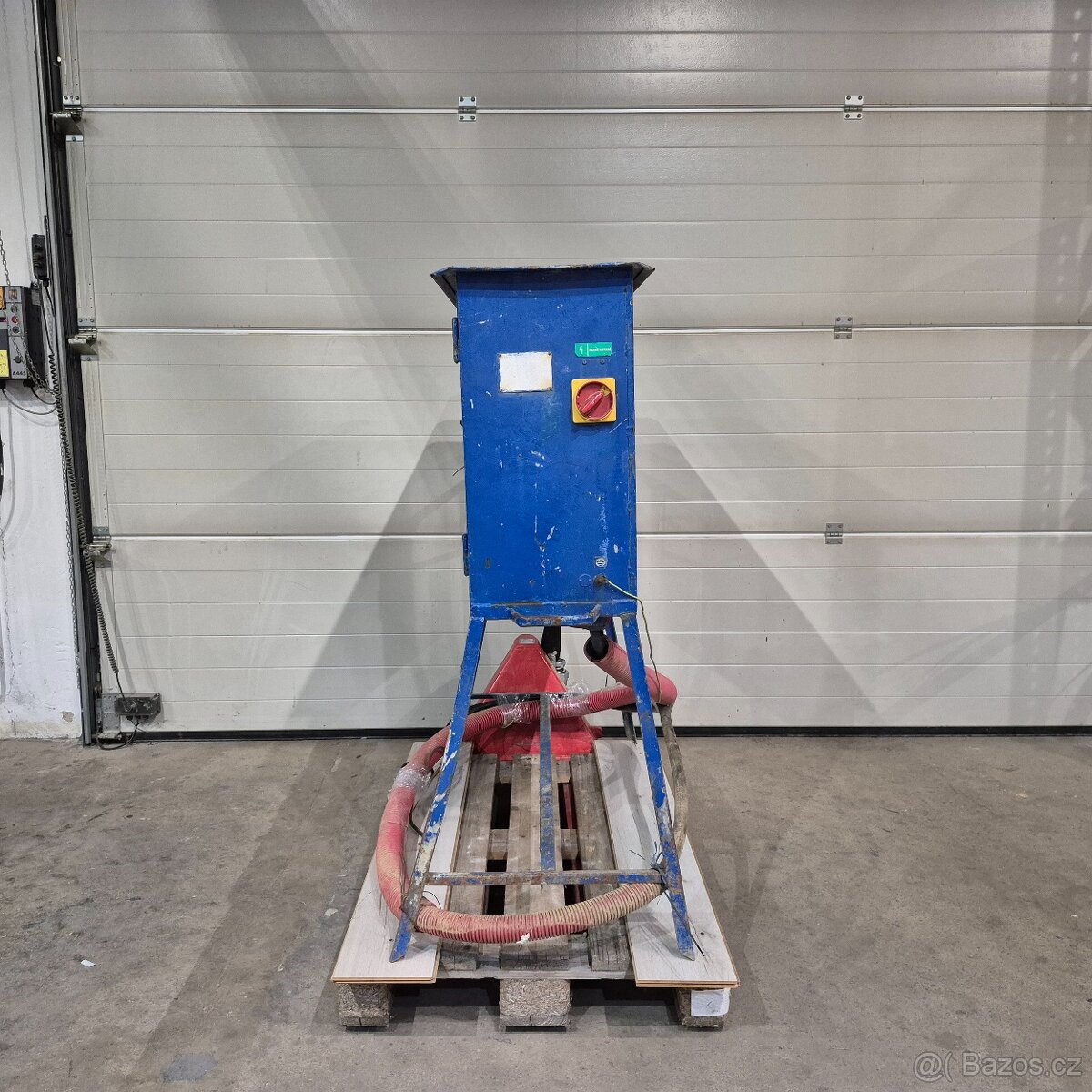 prodám stavební rozvaděč -D- - 4