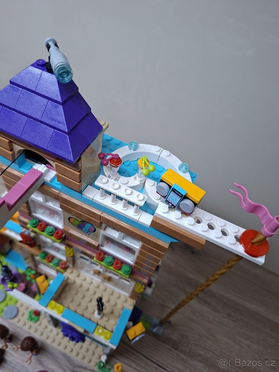 Lego® Friends Dům přátelství - 4