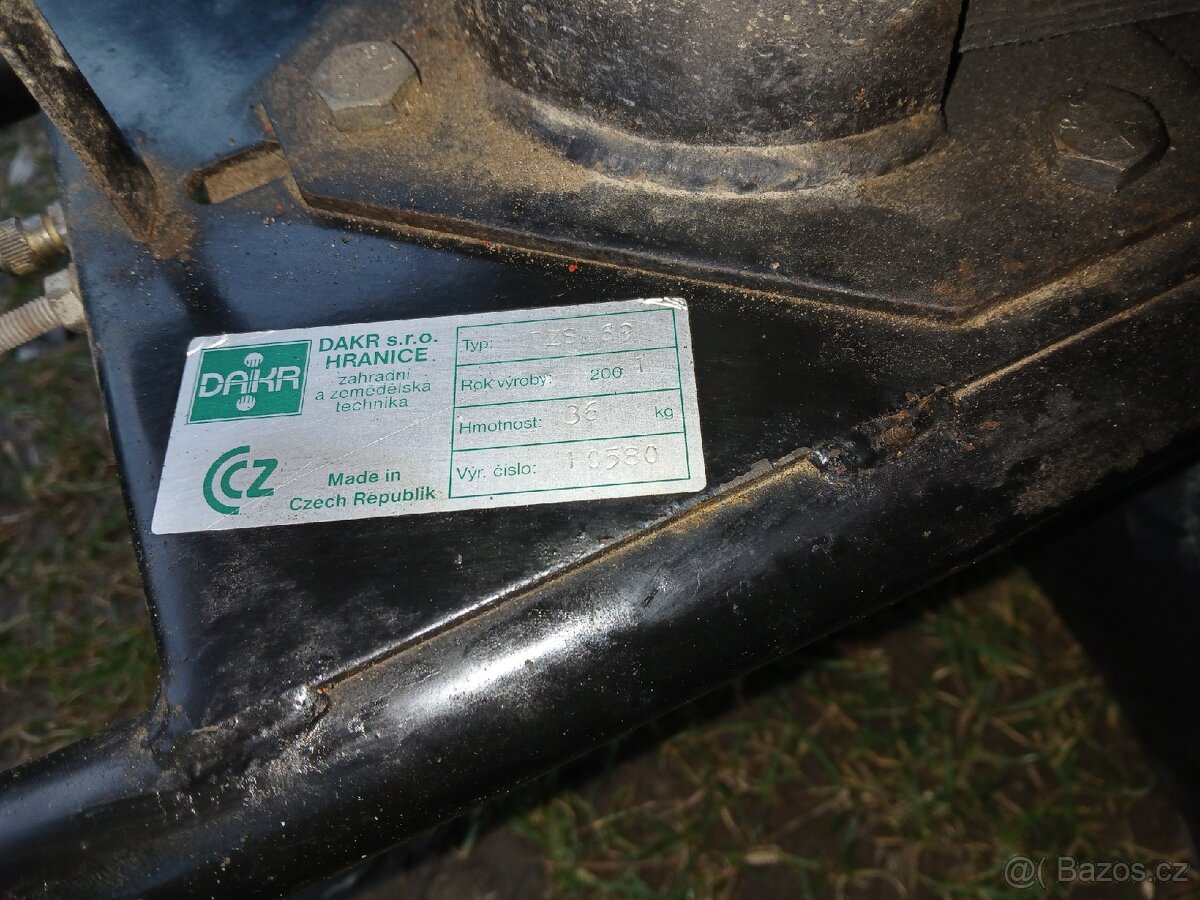 Bubnova sekačka DAKR s motorem VARI - 4