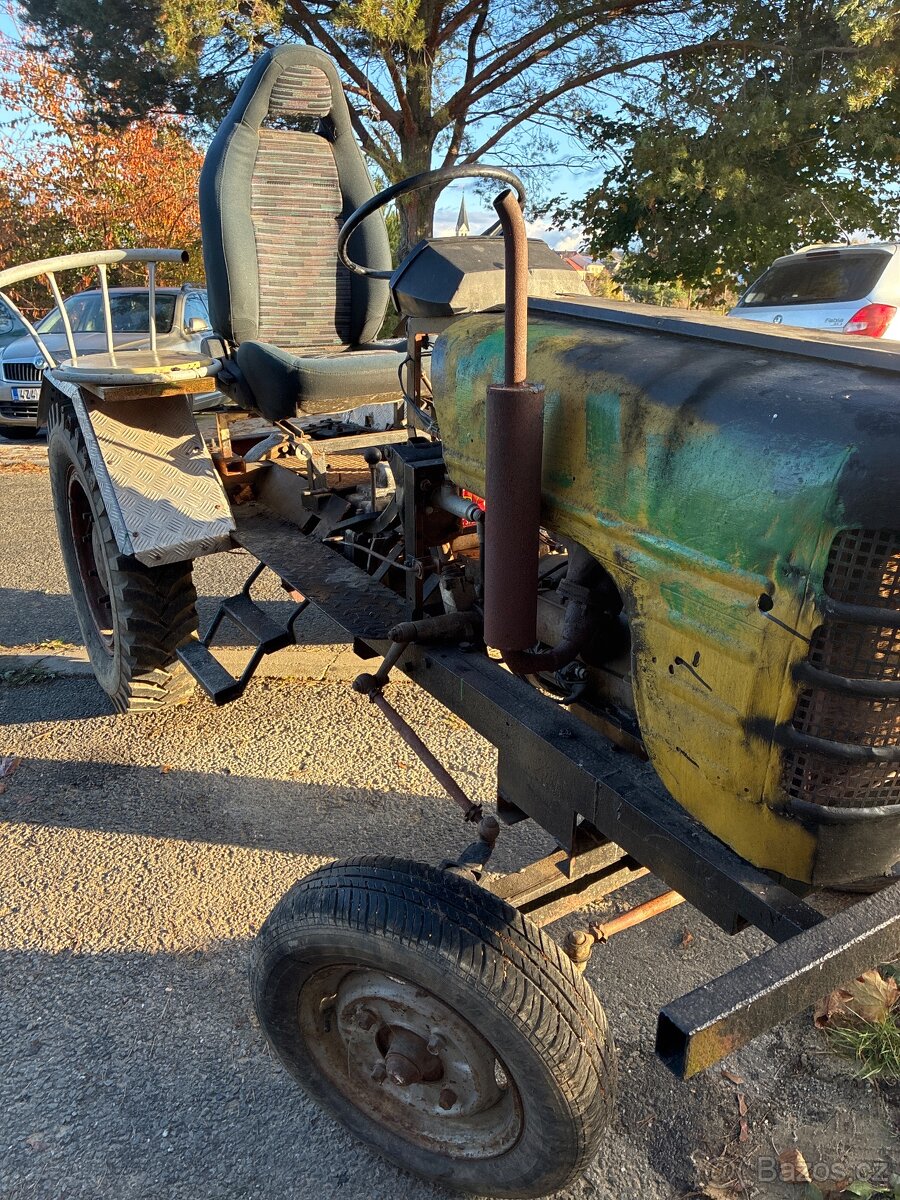 Prodám traktor domácí výroby - 4