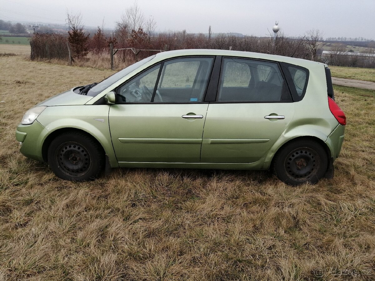 Prodám Renault megan scenic 2 r.v 2007 na ND - 4