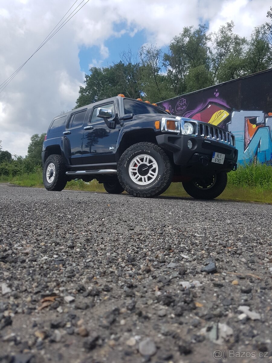 Hummer H3 3.7 americká verze manuál,LPG, tažné zařízení