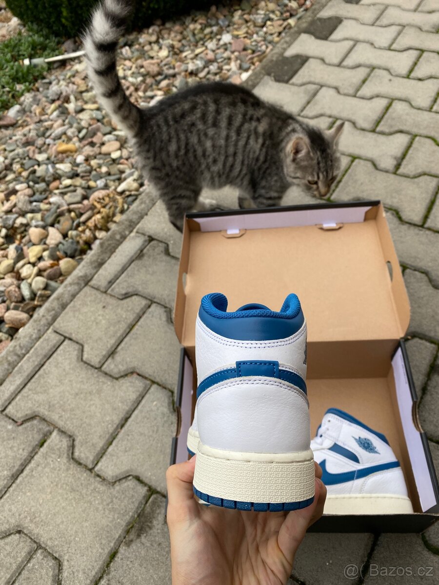 Jordan 1 Mid Industrial Blue Bílá Modrá, velikost 40 - 4