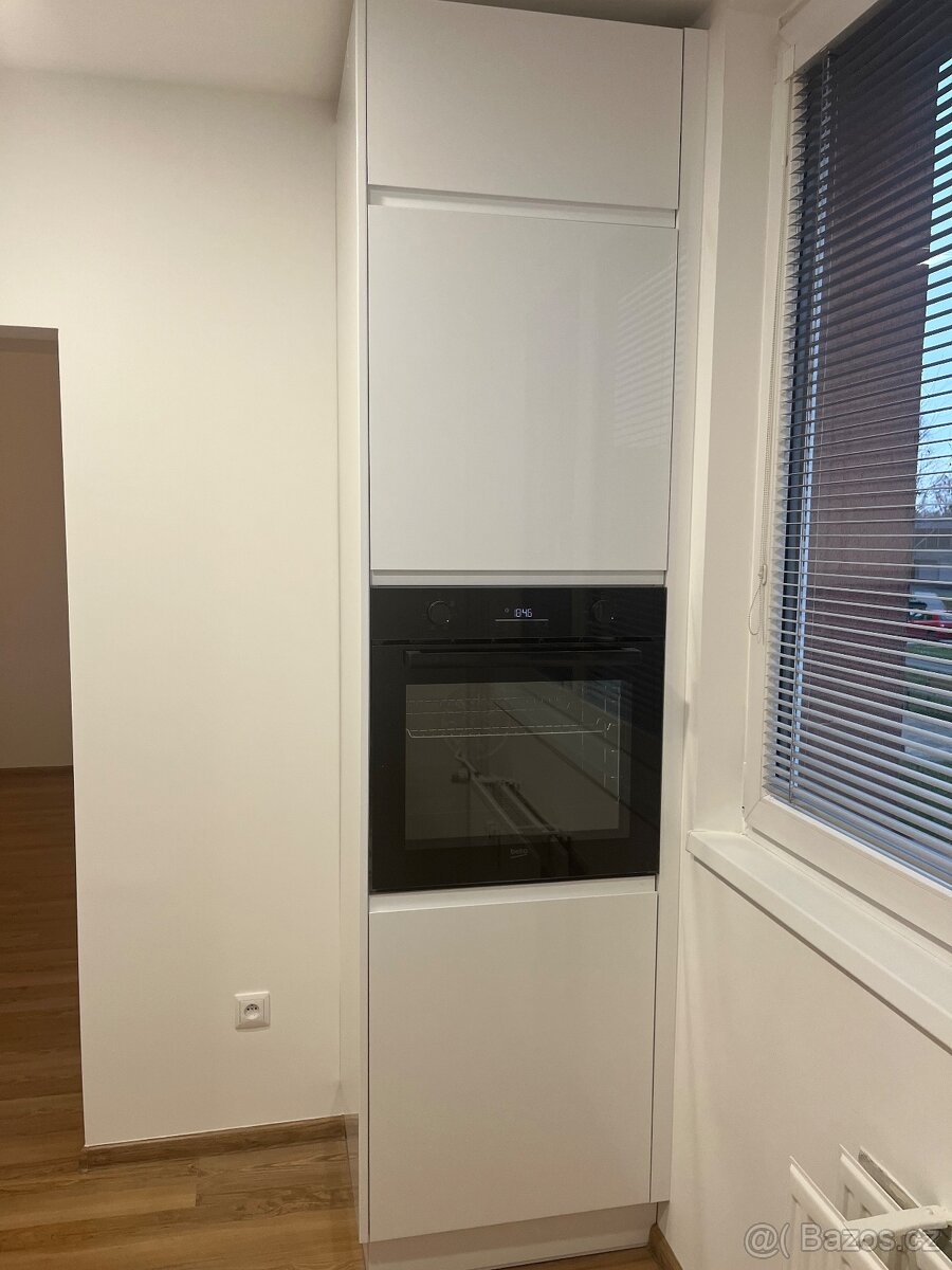 Prodej družstevního bytu 3+1 po kompletní rekonstrukci - 4