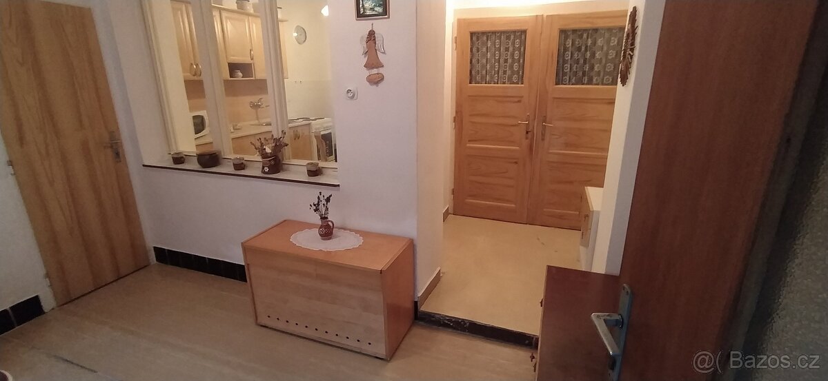 Prodej řadového rodinného domu na Rusavě, ev.č. 26949 - 4