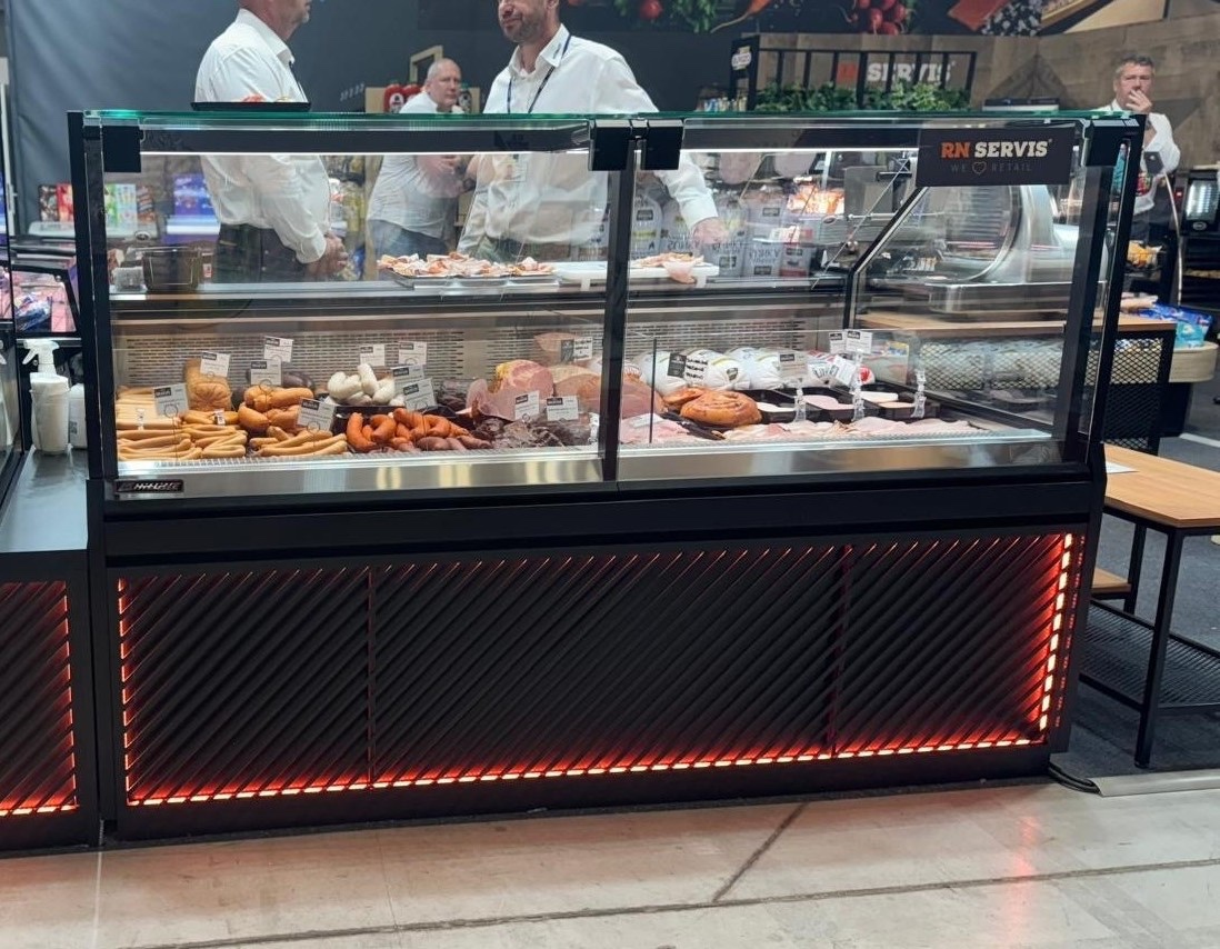 Chladící vitrína s hranatými skly 2,5m - 4