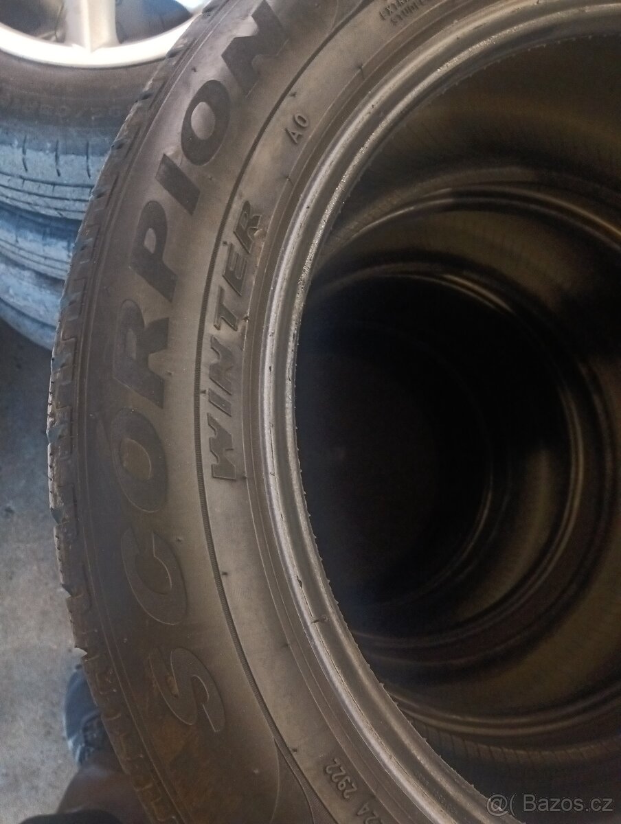 285/45r20 zimní - 4