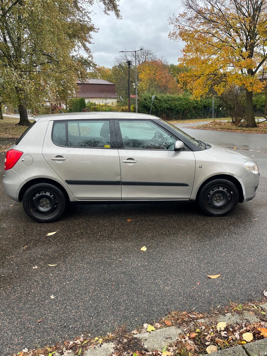 Škoda Fabia II - 4