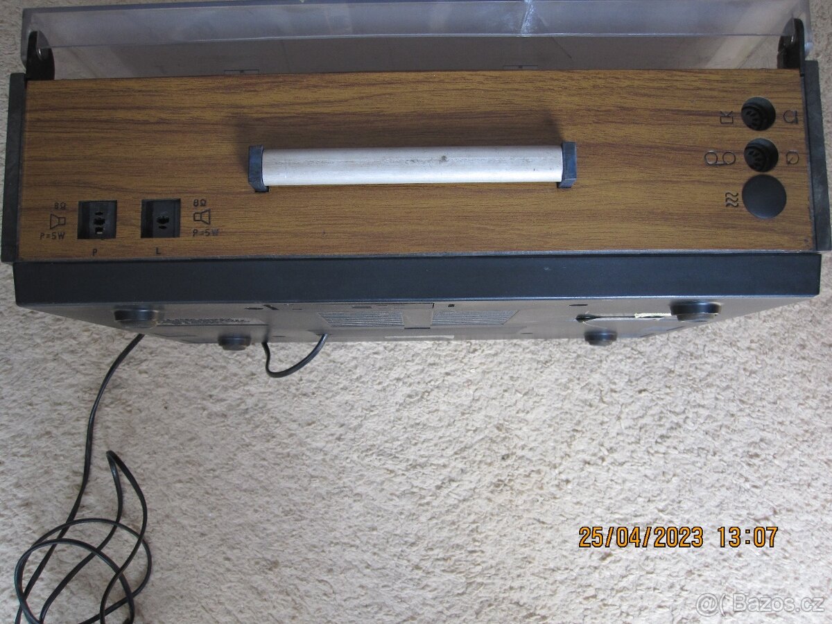 Kotoučový magnetofon UNITRA 147A - 4