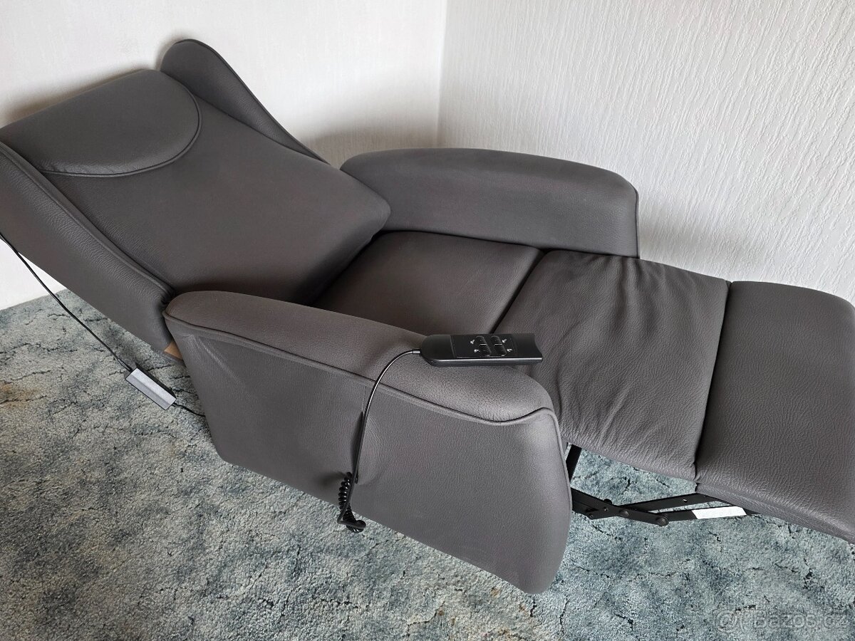 Polohovací křeslo - 4