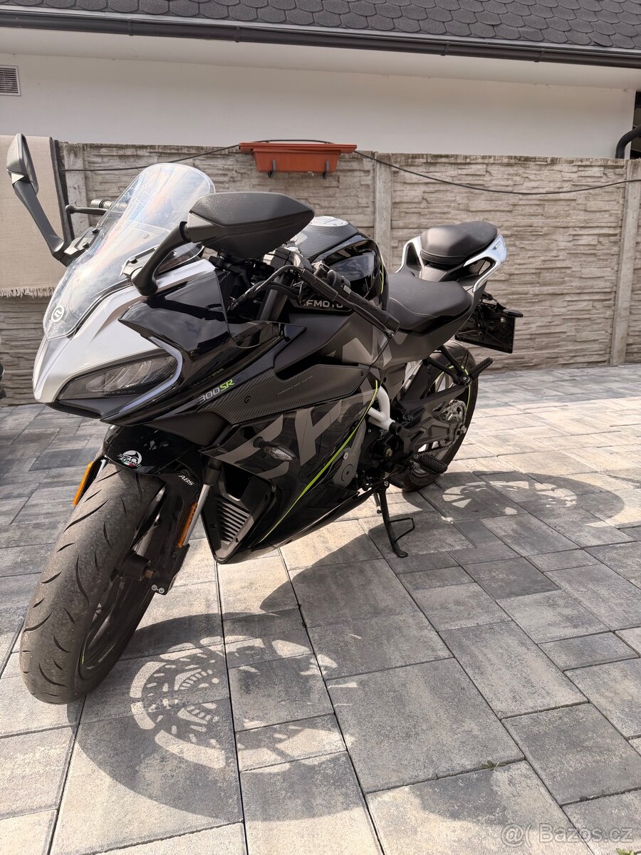 Prodám CFMOTO 300SR – téměř nový stav - 4