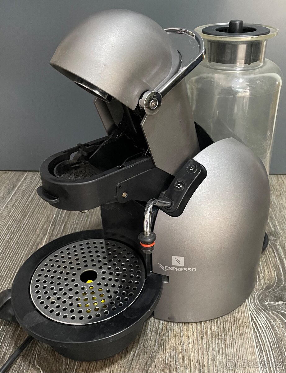 Nespresso C290 - 4