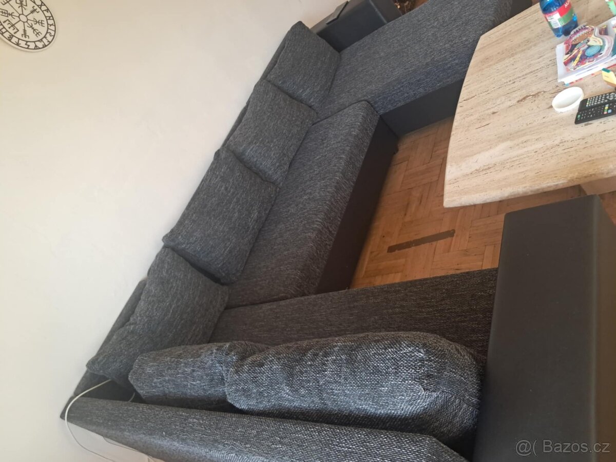 Gauč 2.5×3×2.2 m 2roky používaný - 4