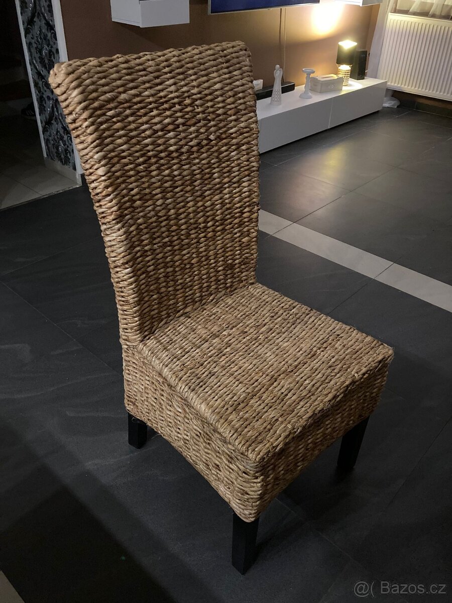 Jídelní sestava 4 židle+stůl masiv - 4