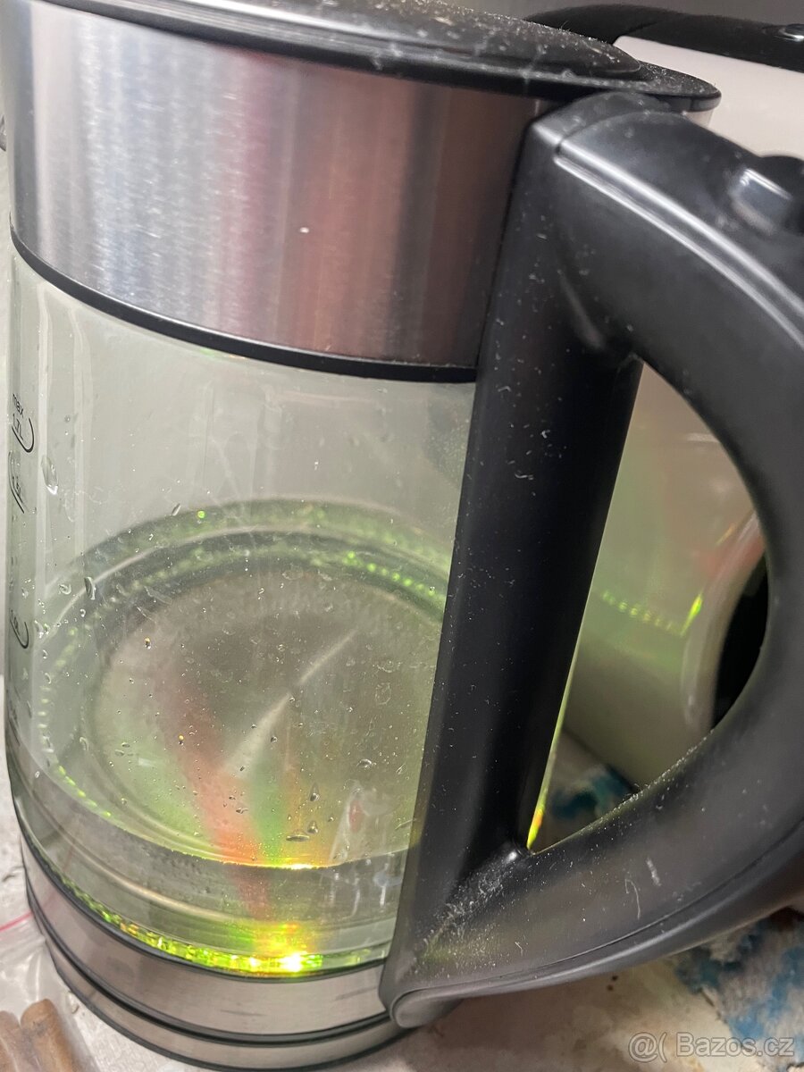 Chytrá rychlovarná konvice Tuya - 4